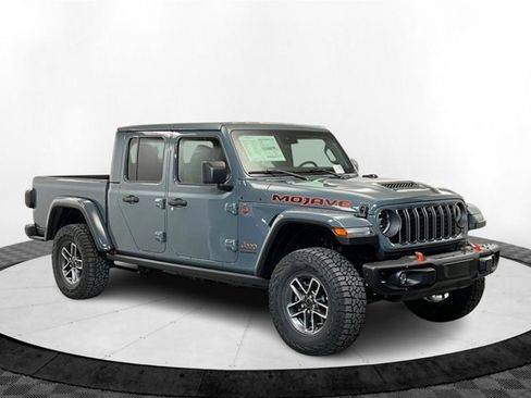 New 2025 Jeep Gladiator Mojave image 7