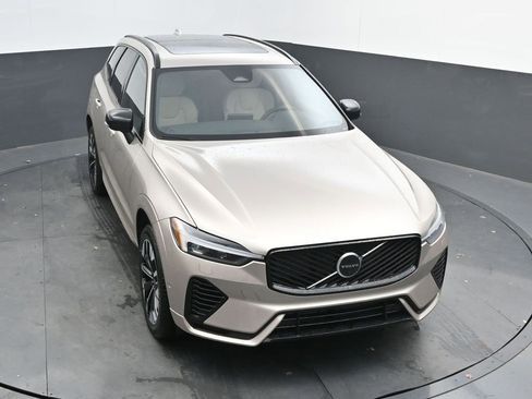 New 2026 Volvo XC60 T8 Plus w/ Protection Package Premier image 33