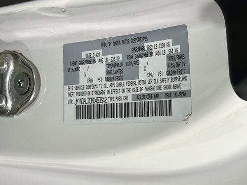 Used 2021 MAZDA MX-5 Miata RF Club RWD image 28