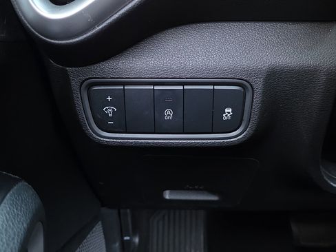 Used 2022 Kia Soul LX image 23