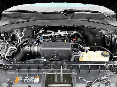 Used 2023 Ford Explorer XLT w/ Equipment Group 202A image 36