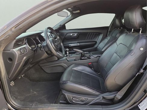 Used 2017 Ford Mustang GT Premium w/ GT Performance Package image 10