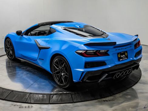 Used 2024 Chevrolet Corvette Z06 w/ Battery Protection Package RWD image 15