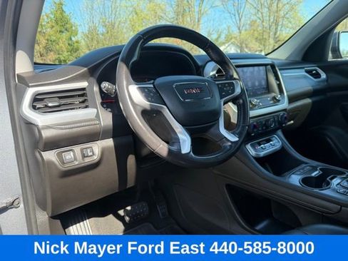 Used 2021 GMC Acadia SLT FWD image 11