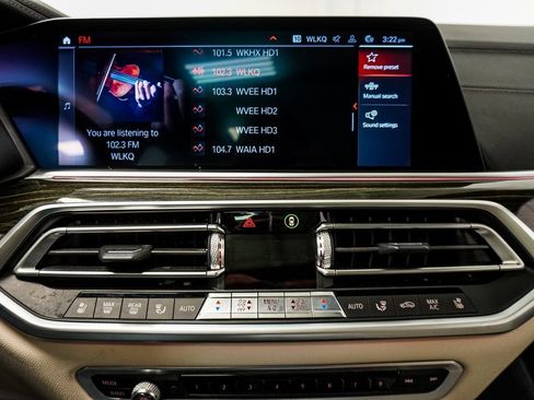 Used 2020 BMW X5 M50i w/ Premium Package image 43