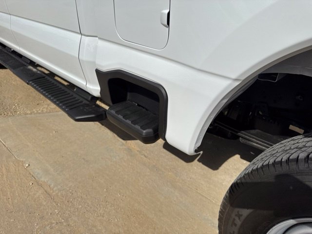 Used 2025 Ford F250 XL w/ FX4 Off-Road Package AWD/4WD image 23