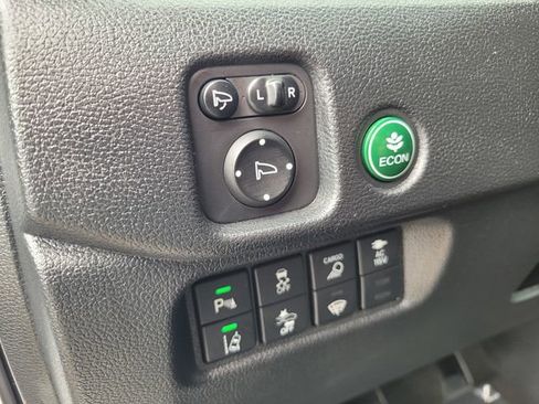 Used 2025 Honda Ridgeline Black Edition image 19