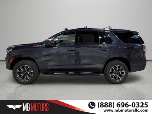 Used 2022 Chevrolet Tahoe Z71 w/ Luxury Package AWD/4WD image 2