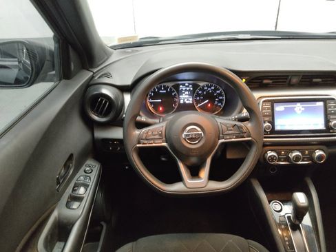 Used 2020 Nissan Kicks S FWD image 22