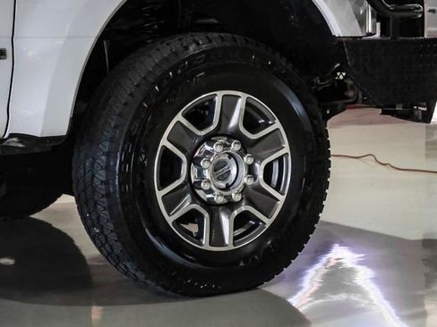 Used 2022 Ford F250 XL w/ Power Equipment Group image 52