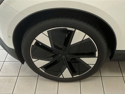 Certified 2025 Volvo EX30 Ultra image 8