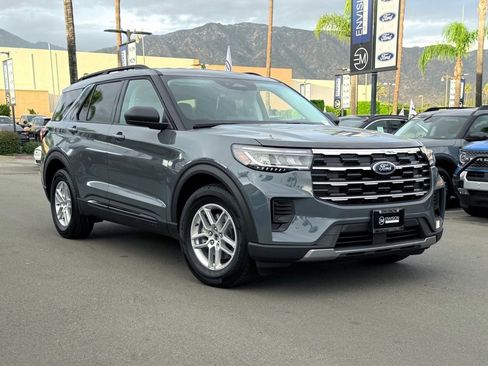 New 2026 Ford Explorer Active image 2