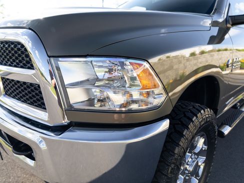 Used 2013 RAM 2500 Tradesman w/ Chrome Appearance Group AWD/4WD image 18
