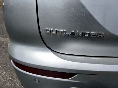 Used 2022 Mitsubishi Outlander SE AWD/4WD image 29