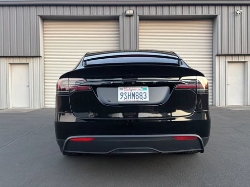 Used 2025 Tesla Model X AWD/4WD image 7