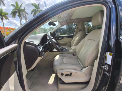 Used 2017 Audi Q7 3.0T Premium Plus AWD/4WD image 11