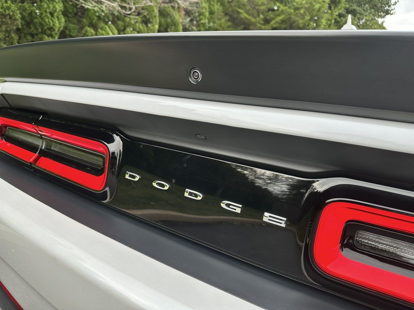 Used 2015 Dodge Challenger SRT Hellcat RWD image 59