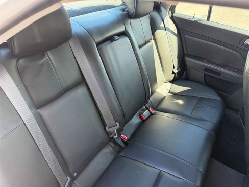 Used 2007 Cadillac STS w/ Preferred Equipment Group RWD image 32