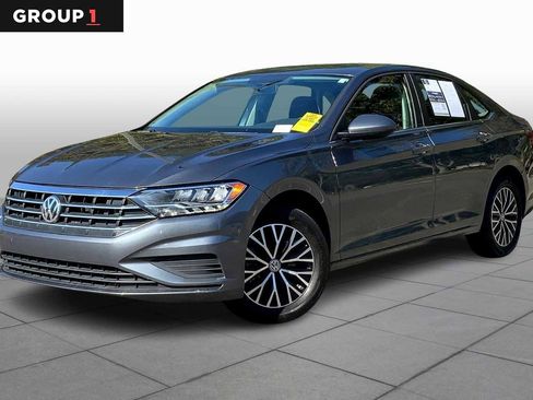 Used 2021 Volkswagen Jetta S image 1