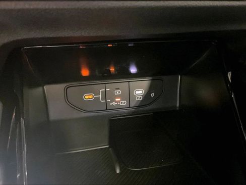 Used 2025 Kia Sorento SX FWD image 22