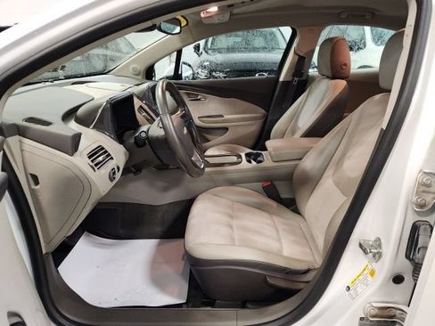 Used 2015 Chevrolet Volt Premium w/ Premium Trim Package FWD image 11