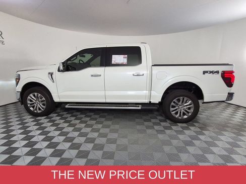 Used 2025 Ford F150 Lariat w/ Equipment Group 501A Mid AWD/4WD image 7
