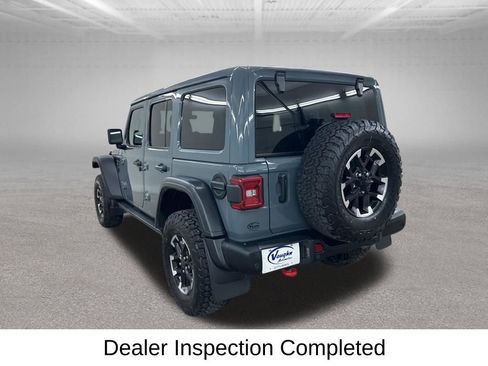 Used 2025 Jeep Wrangler Unlimited Rubicon w/ Safety Group AWD/4WD image 9