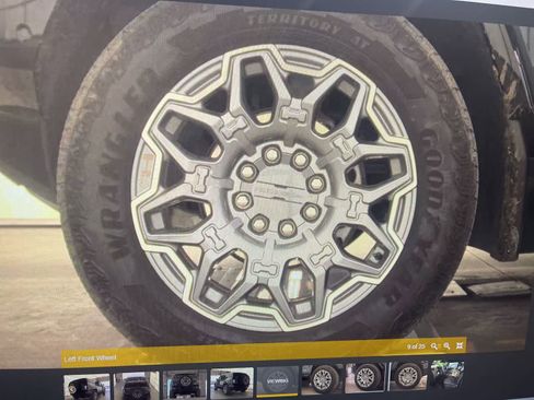 Used 2025 GMC Hummer EV 3X AWD/4WD image 8