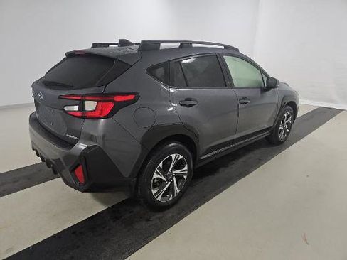 Used 2024 Subaru Crosstrek 2.0i Premium image 4