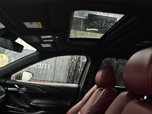 Used 2023 MAZDA CX-9 Carbon Edition image 17