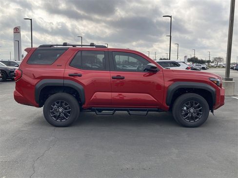 New 2026 Toyota 4Runner SR5 image 4