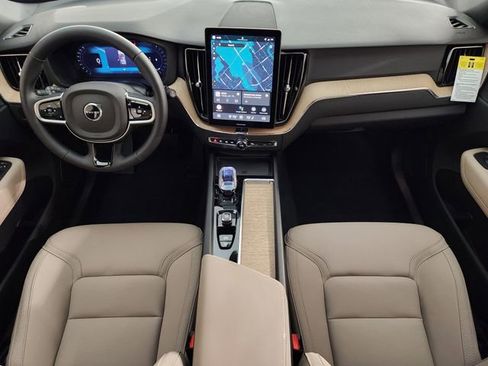 New 2026 Volvo XC60 B5 Core image 4