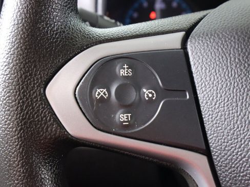 Used 2018 Chevrolet Colorado W/T w/ WT Convenience Package RWD image 12