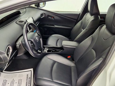 Used 2021 Toyota Prius Prime XLE w/ Carpet Mat Package (TMS) FWD image 17