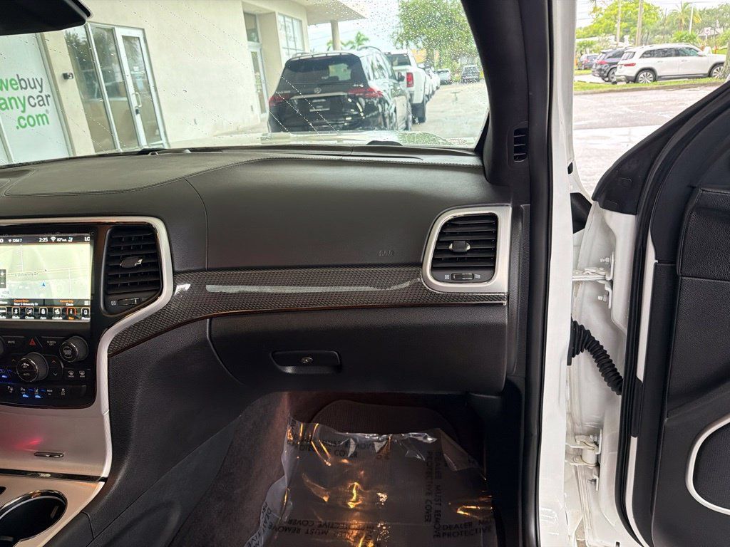 Used 2018 Jeep Grand Cherokee Trackhawk w/ Trailer Tow Group IV AWD/4WD image 31