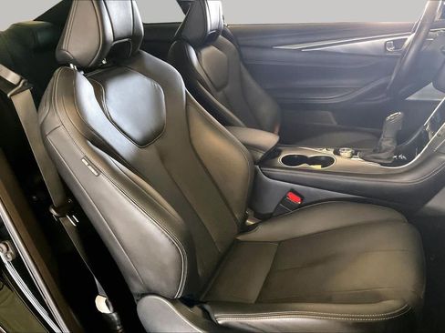 Used 2022 INFINITI Q60 3.0t Luxe w/ Essential Package RWD image 8