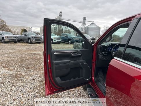 Certified 2024 Chevrolet Silverado 1500 LTZ w/ LTZ Premium Package image 9