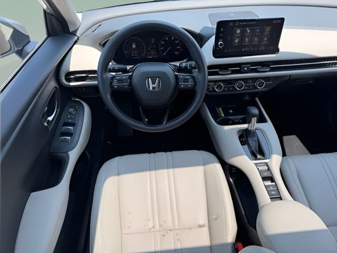 Certified 2024 Honda HR-V EX-L image 11
