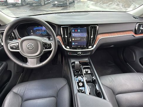 Certified 2025 Volvo V60 B5 Cross Country Plus image 7