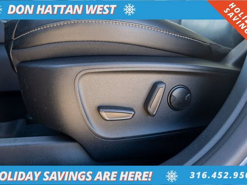 Used 2022 Ford Escape SEL image 19