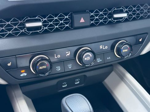 Used 2024 Honda Accord EX image 19