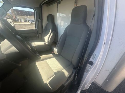 Used 2024 Ford E-350 and Econoline 350 Super Duty w/ Interior Upgrade Package RWD image 10