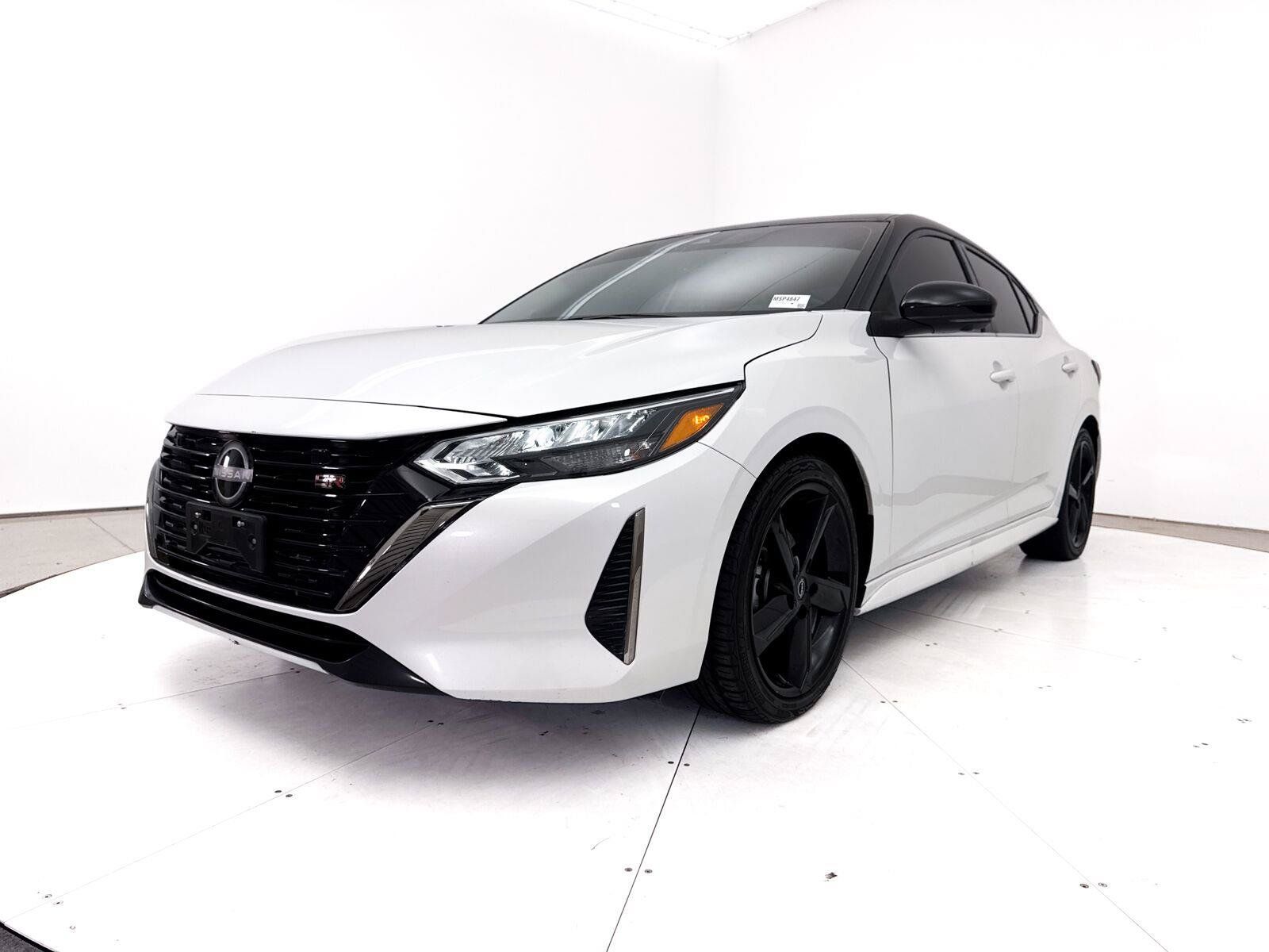 Used 2024 Nissan Sentra SR w/ SR Premium Package FWD image 14