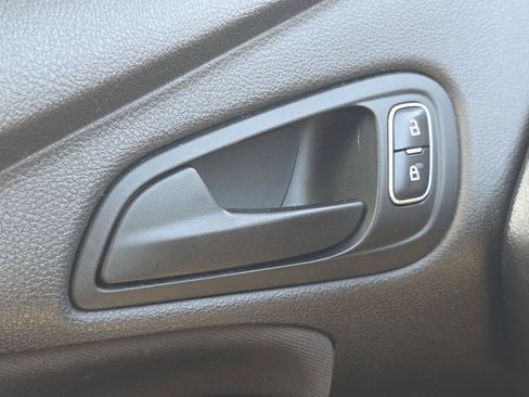 Used 2016 Ford Focus S FWD image 10