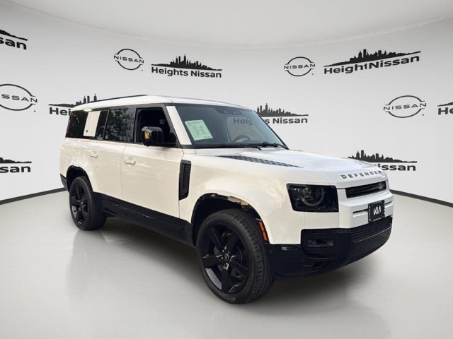Used 2024 Land Rover Defender 130 X-Dynamic SE AWD/4WD image 11
