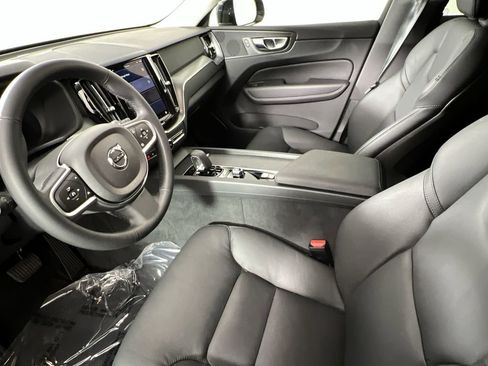 Certified 2025 Volvo XC60 B5 Core w/ Climate Package image 15