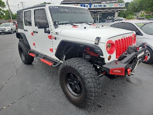 Used 2012 Jeep Wrangler Unlimited Sport AWD/4WD image 2