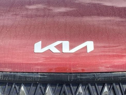 New 2026 Kia Carnival FWD image 28