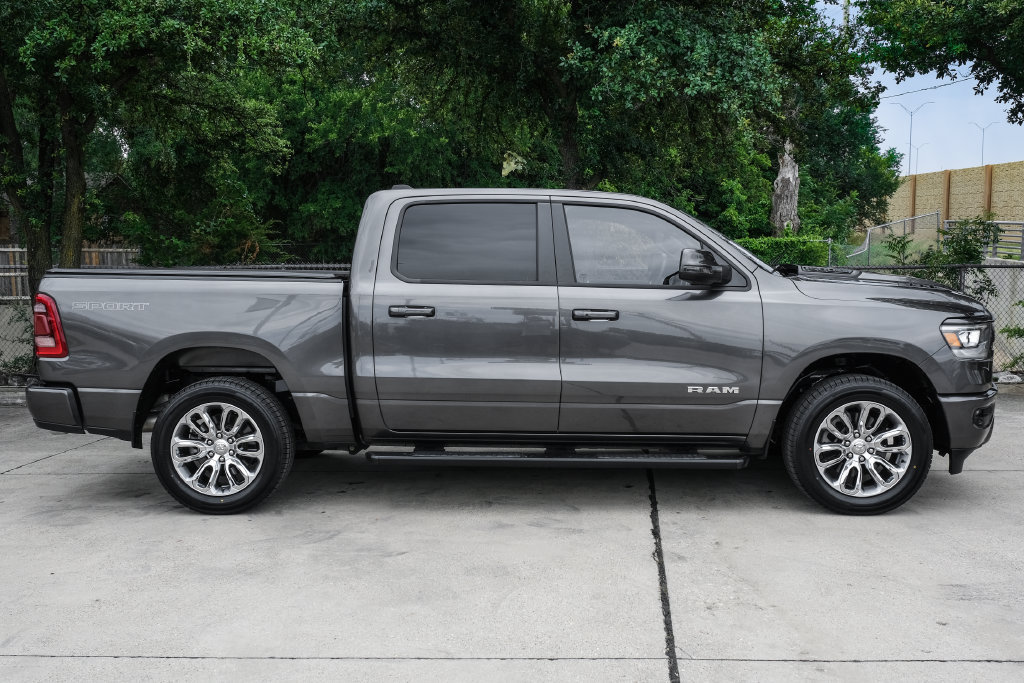 Used 2023 RAM 1500 Laramie AWD/4WD image 14