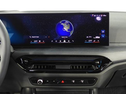 Used 2025 BMW i4 eDrive40 w/ Premium Package RWD image 26